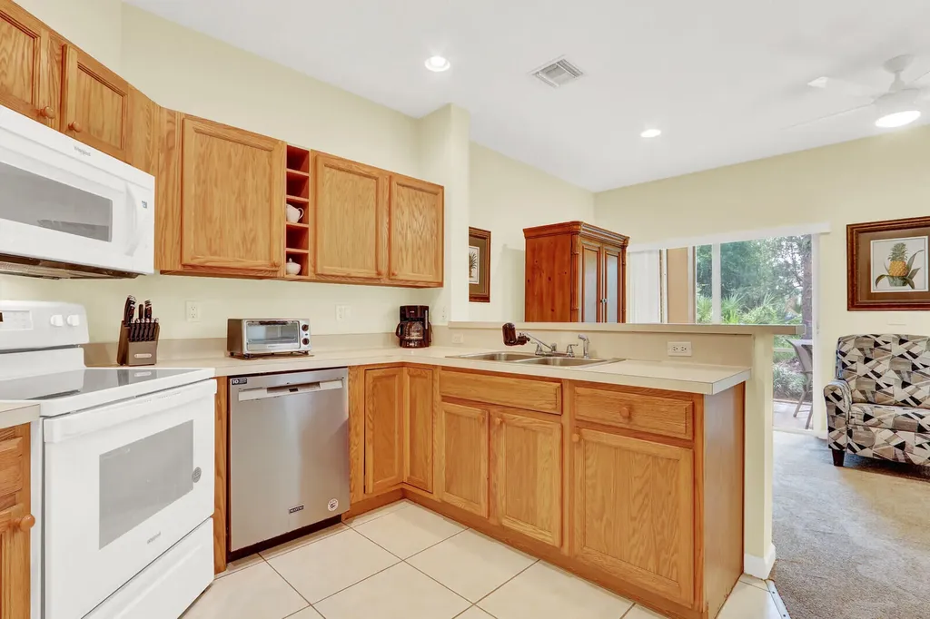 8319 Mulligan Circle Port St Lucie FL 34986