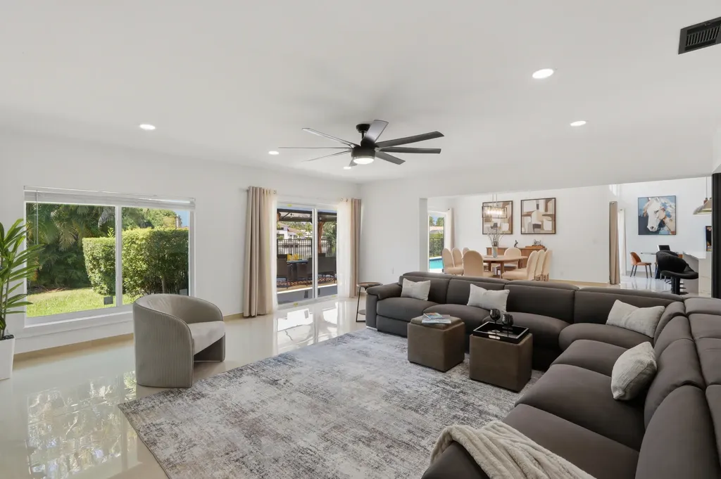 12725 Kingsway Road Wellington FL 33414