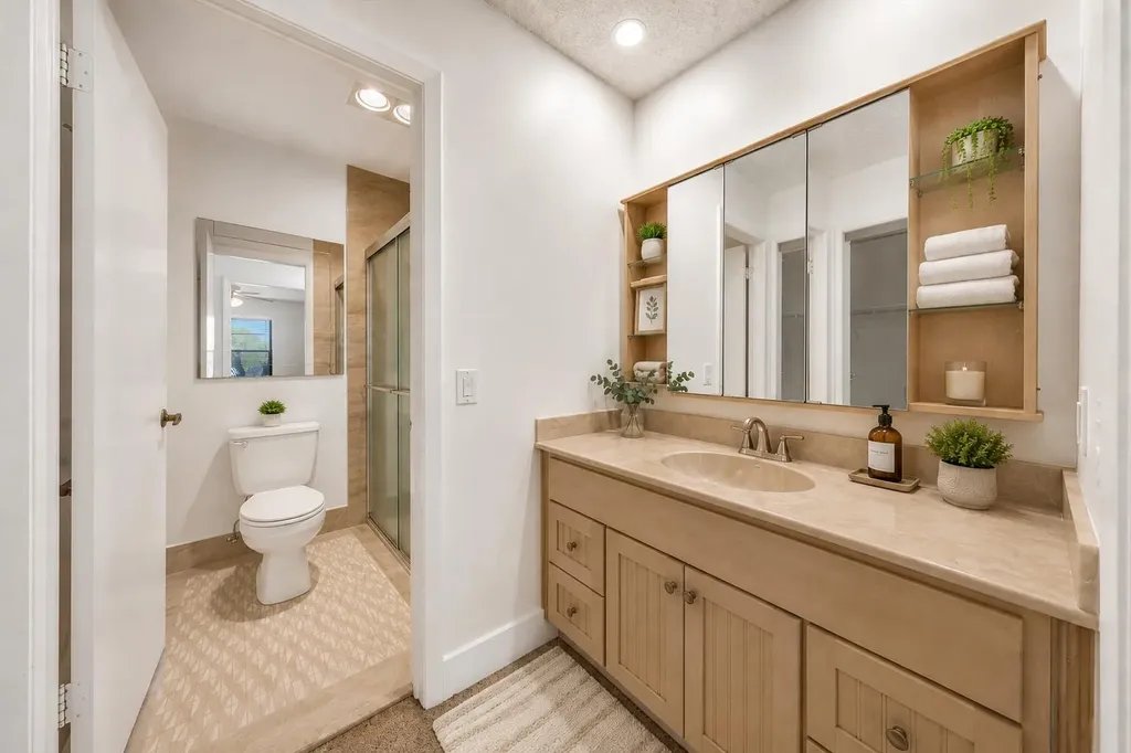 412 Briarwood Circle Hollywood FL 33024