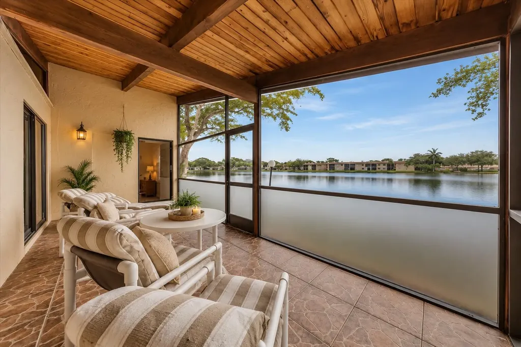 412 Briarwood Circle Hollywood FL 33024