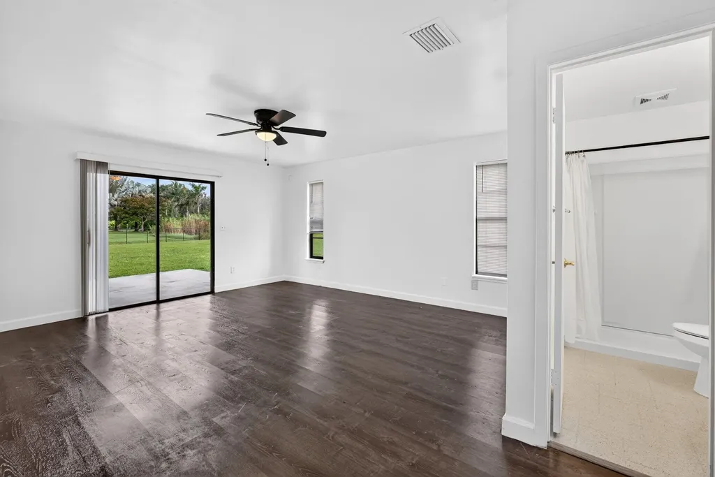 5989 Coconut Boulevard The Acreage FL 33411