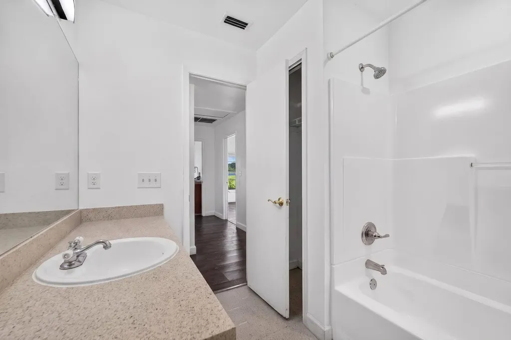 5989 Coconut Boulevard The Acreage FL 33411