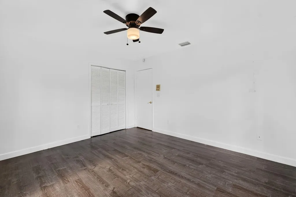 5989 Coconut Boulevard The Acreage FL 33411