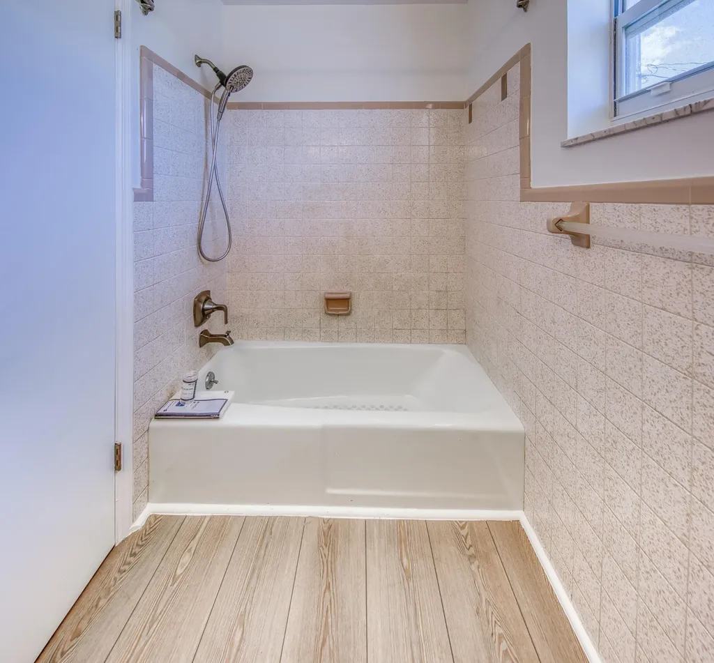 411 S M Street Lake Worth Beach FL 33460