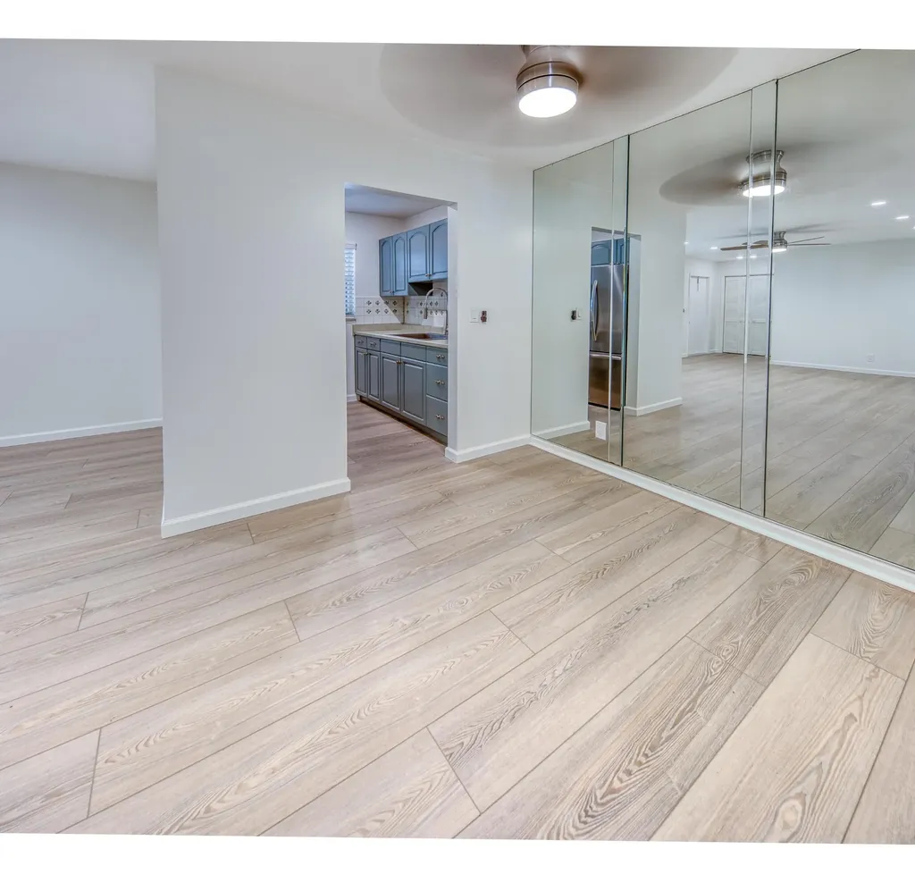 411 S M Street Lake Worth Beach FL 33460