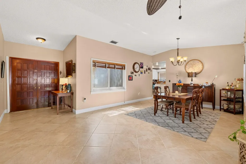 5569 SW 112th Terrace Cooper City FL 33330
