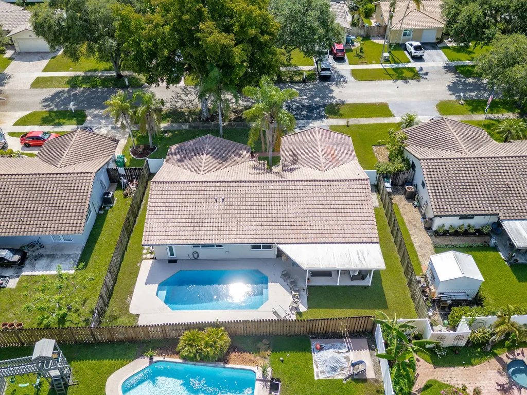 5569 SW 112th Terrace Cooper City FL 33330