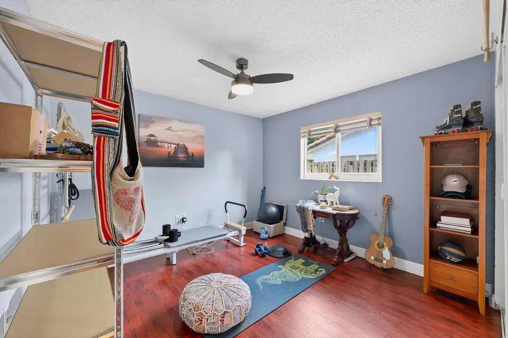 5569 SW 112th Terrace Cooper City FL 33330