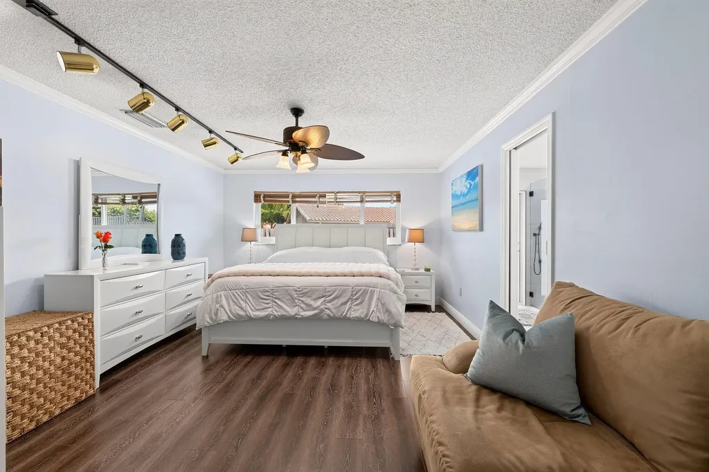 5569 SW 112th Terrace Cooper City FL 33330