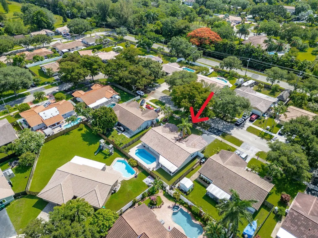 5569 SW 112th Terrace Cooper City FL 33330