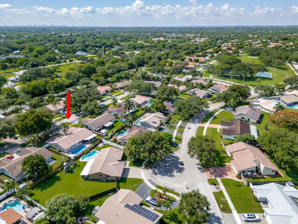 5569 SW 112th Terrace Cooper City FL 33330
