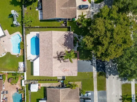 5569 SW 112th Terrace Cooper City FL 33330