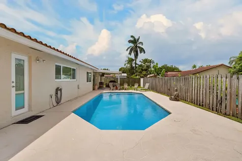 5569 SW 112th Terrace Cooper City FL 33330