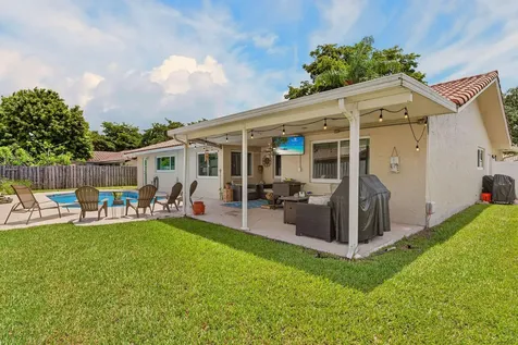 5569 SW 112th Terrace Cooper City FL 33330