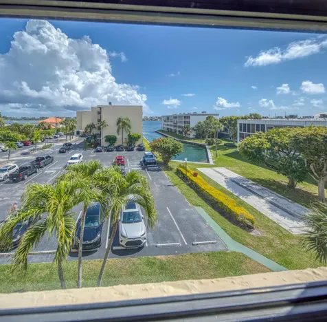 890 N Federal Highway Lantana FL 33462