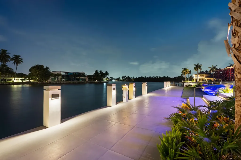 2600 NE 24th Street Lighthouse Point FL 33064