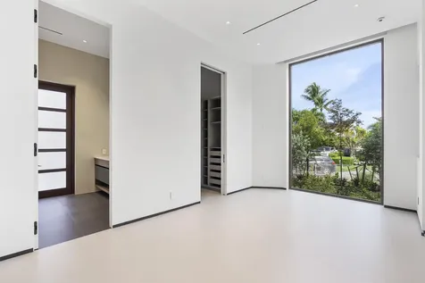 2600 NE 24th Street Lighthouse Point FL 33064