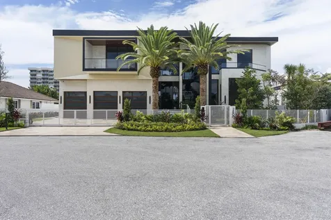 2600 NE 24th Street Lighthouse Point FL 33064