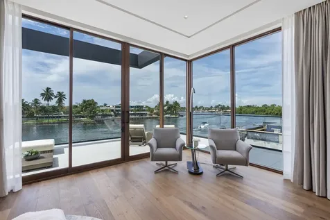 2600 NE 24th Street Lighthouse Point FL 33064