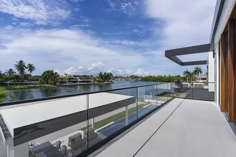 2600 NE 24th Street Lighthouse Point FL 33064