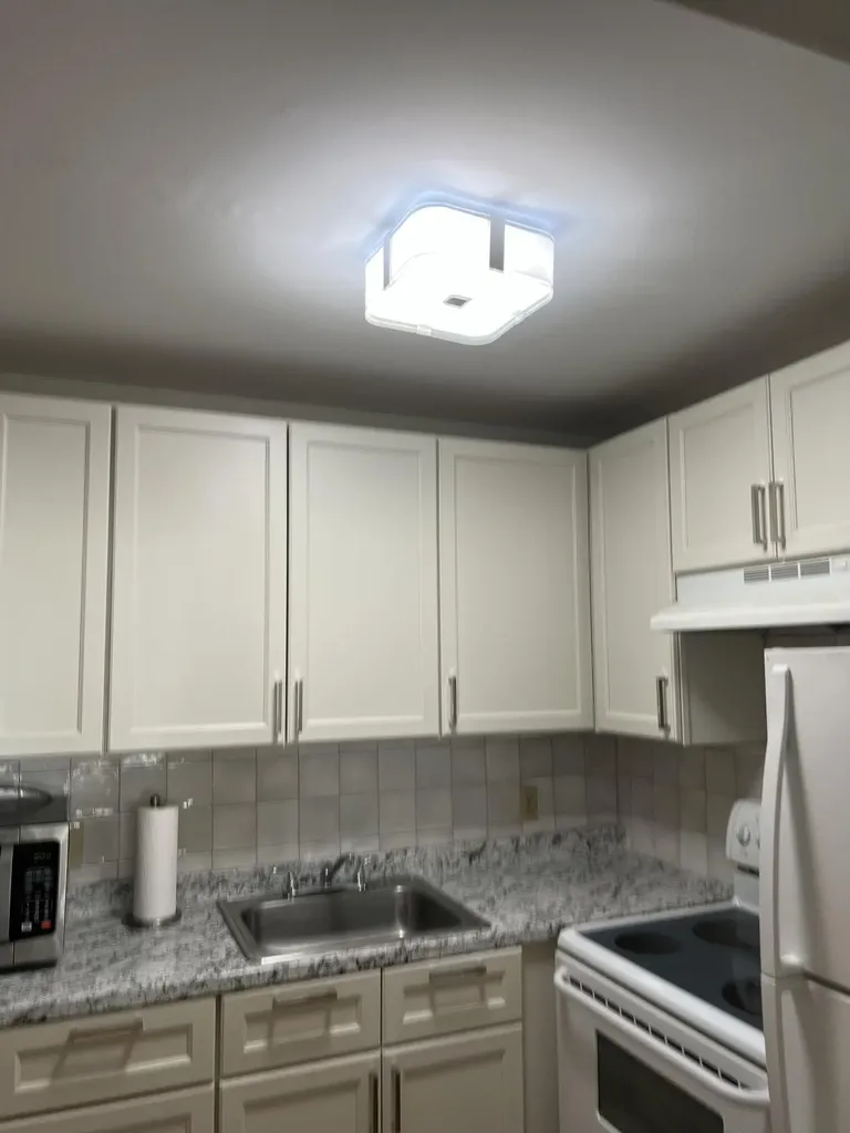 68 Fanshaw B Boca Raton FL 33434