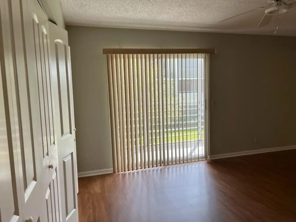 68 Fanshaw B Boca Raton FL 33434