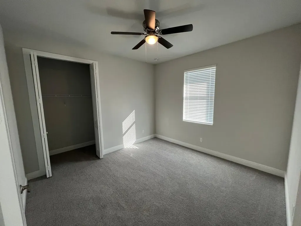5231 NW Iredell Street Port St Lucie FL 34986