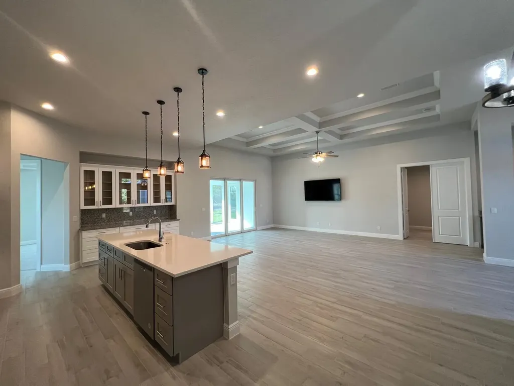 5231 NW Iredell Street Port St Lucie FL 34986