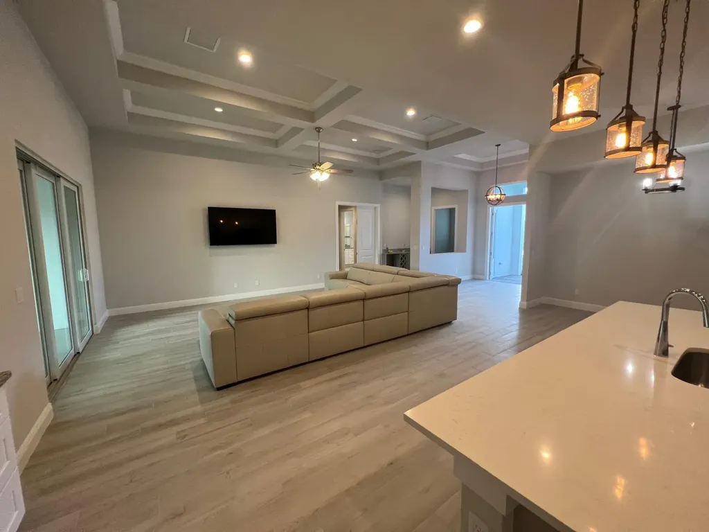 5231 NW Iredell Street Port St Lucie FL 34986