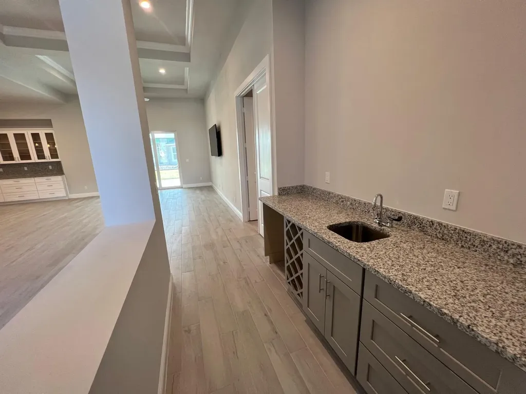 5231 NW Iredell Street Port St Lucie FL 34986