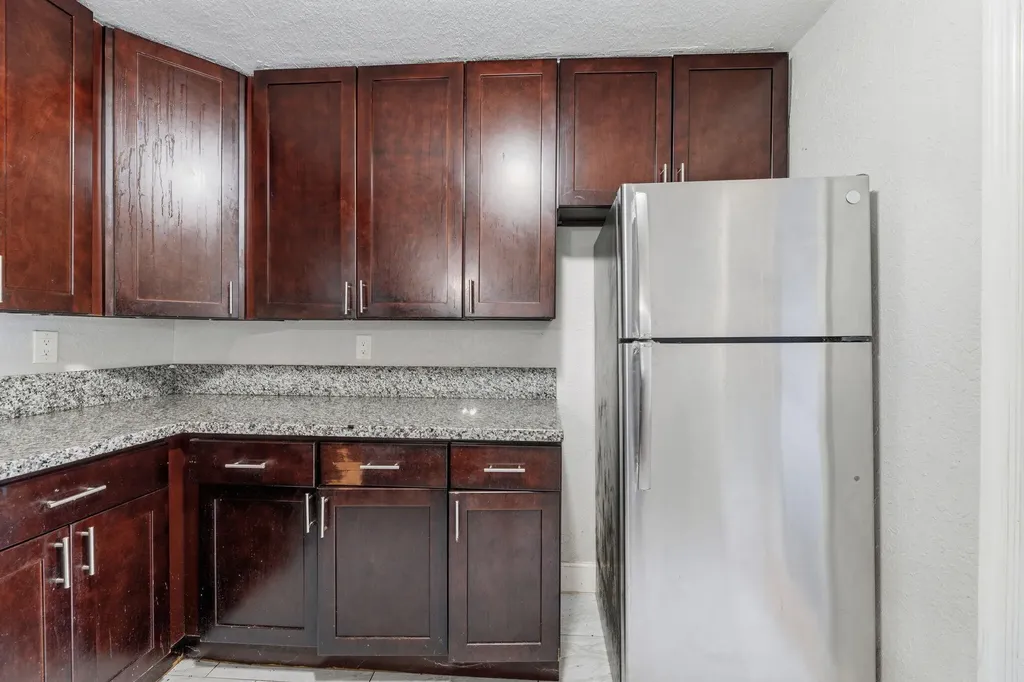 1640 NE 32nd Place Pompano Beach FL 33064