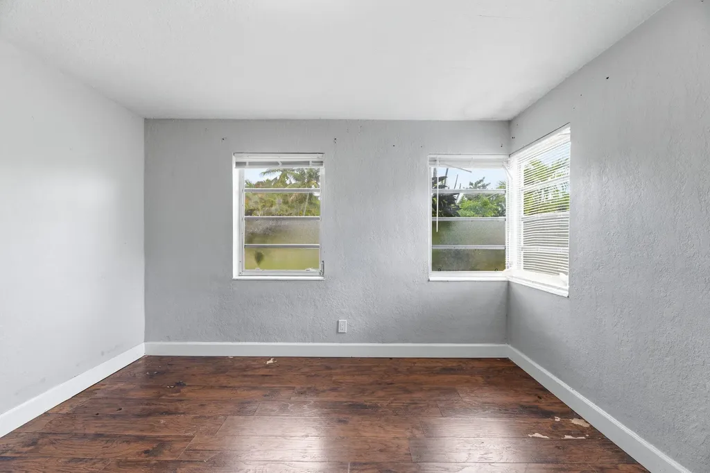 1640 NE 32nd Place Pompano Beach FL 33064