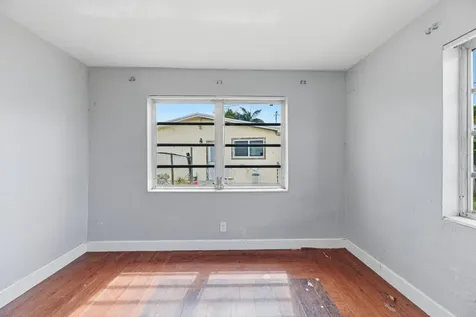 1640 NE 32nd Place Pompano Beach FL 33064