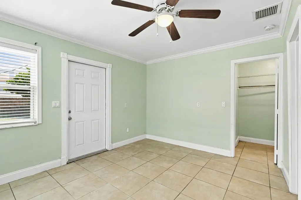 314 S F Street Lake Worth Beach FL 33460