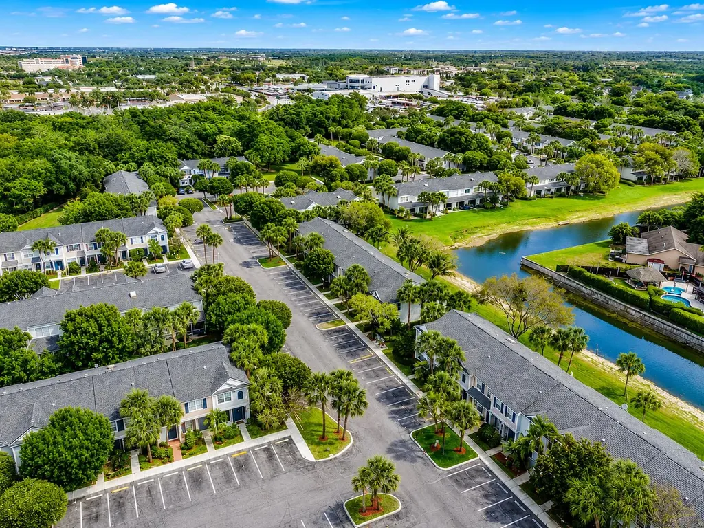 3373 Confetti Lane Margate FL 33063