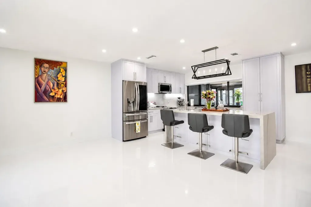 5061 SW 87th Terrace Cooper City FL 33328