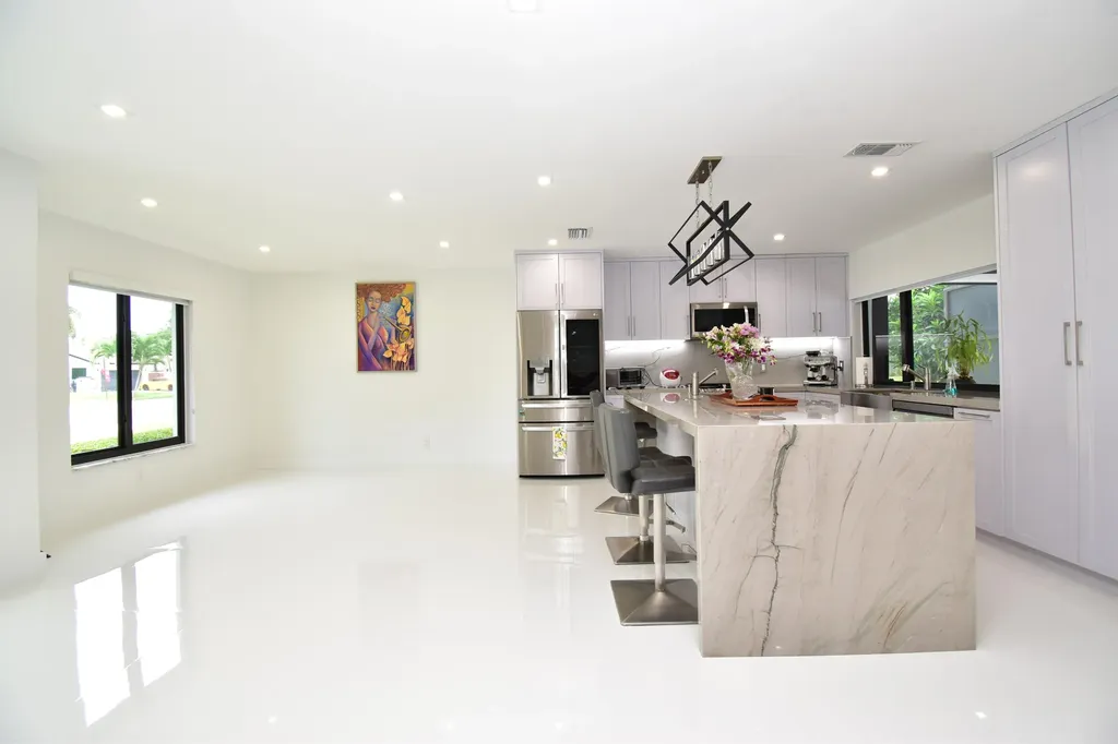5061 SW 87th Terrace Cooper City FL 33328
