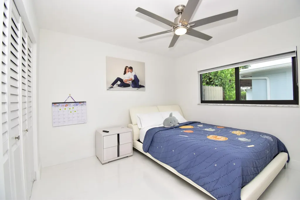 5061 SW 87th Terrace Cooper City FL 33328