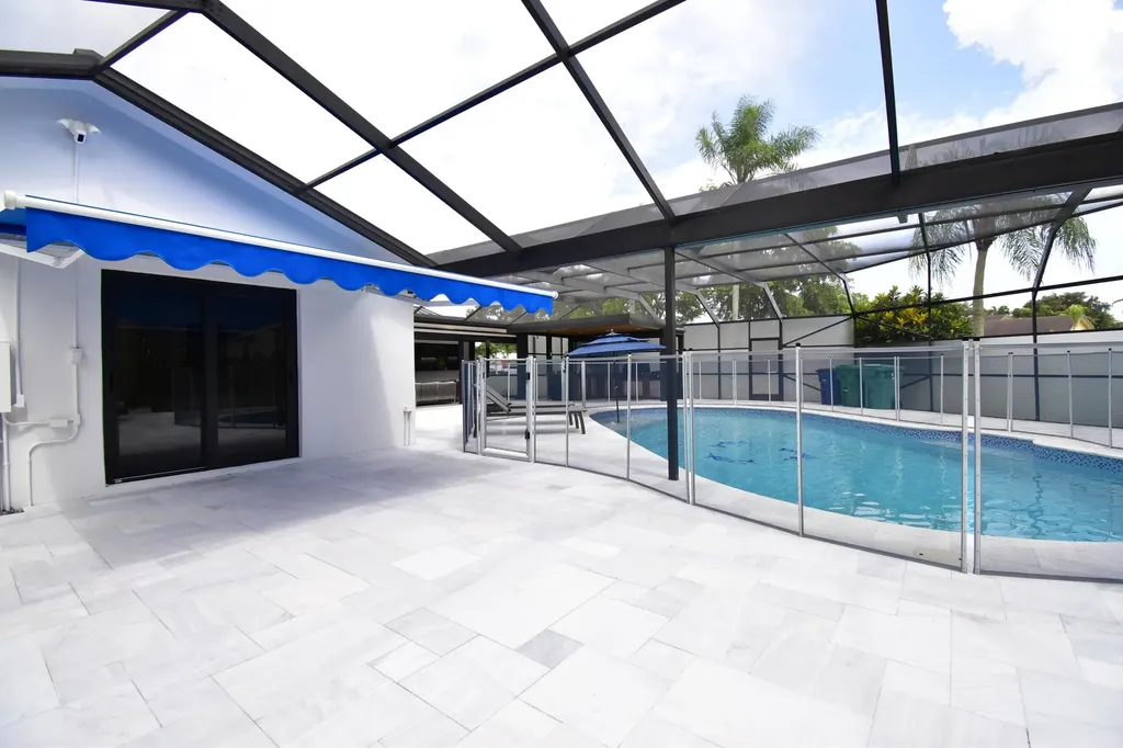 5061 SW 87th Terrace Cooper City FL 33328