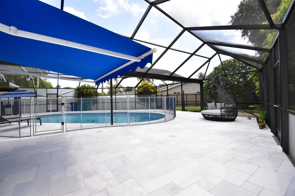 5061 SW 87th Terrace Cooper City FL 33328