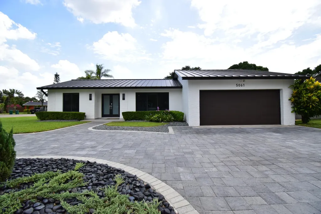 5061 SW 87th Terrace Cooper City FL 33328