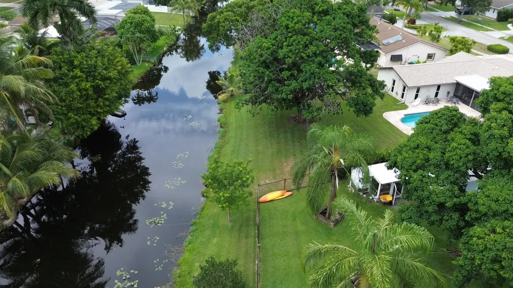 5061 SW 87th Terrace Cooper City FL 33328