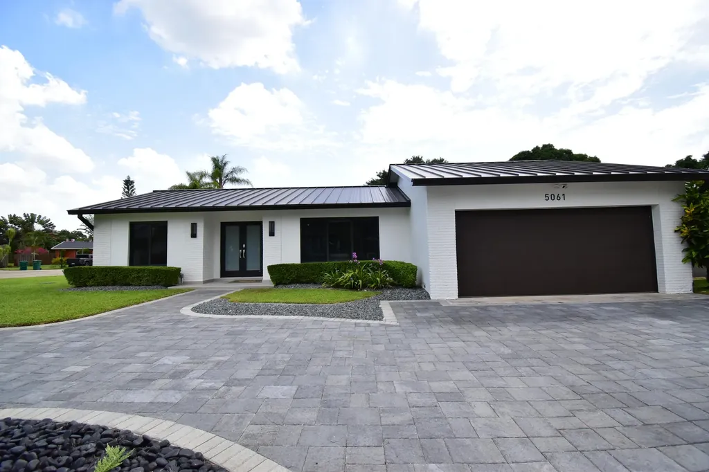 5061 SW 87th Terrace Cooper City FL 33328
