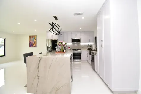 5061 SW 87th Terrace Cooper City FL 33328
