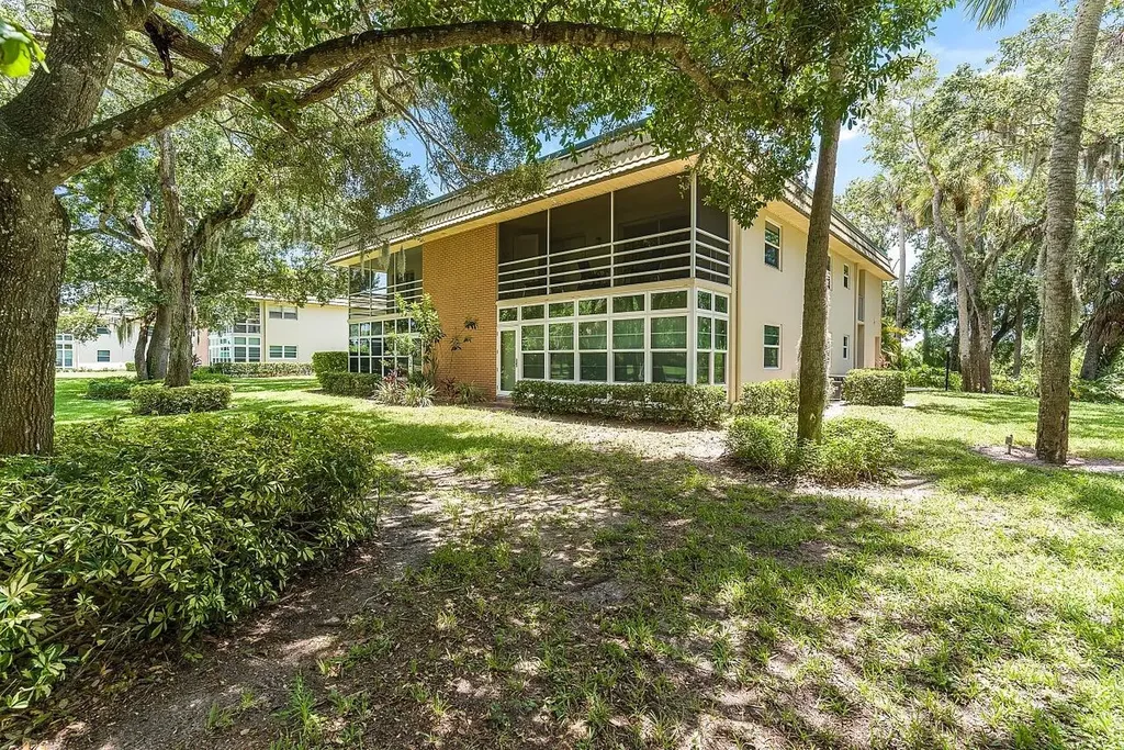 3 Vista Gardens Trail Vero Beach FL 32962