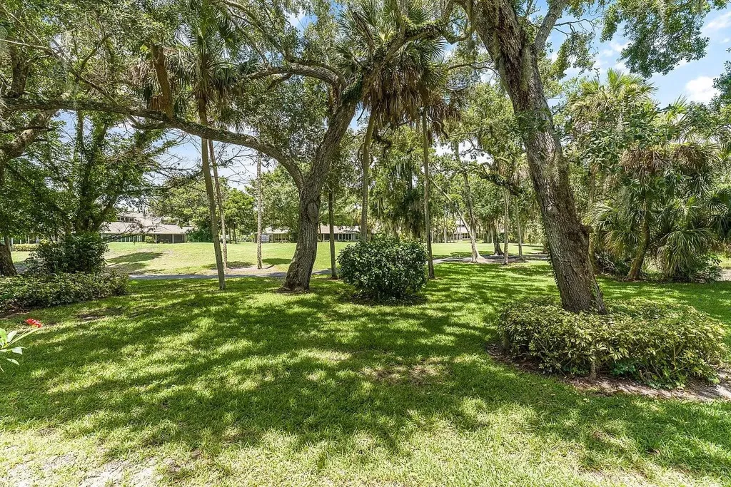 3 Vista Gardens Trail Vero Beach FL 32962