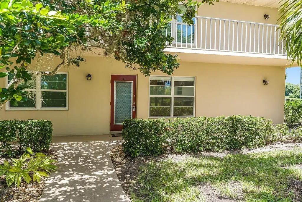 3 Vista Gardens Trail Vero Beach FL 32962