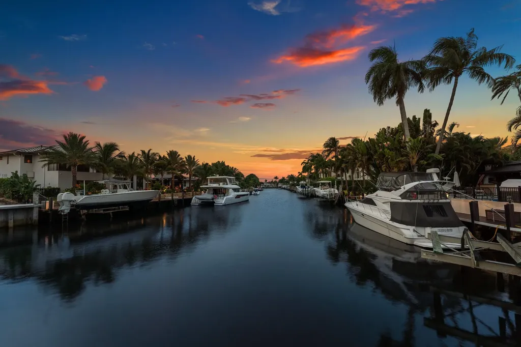 Lighthouse Point FL, 2761 NE 48th Court