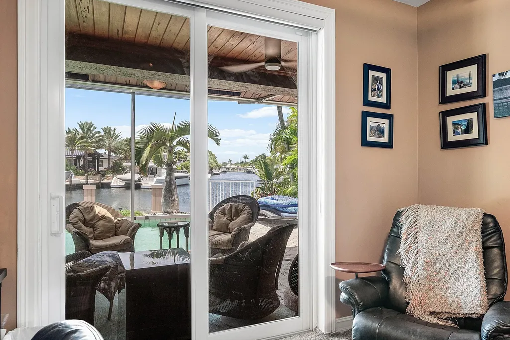 2761 NE 48th Court Lighthouse Point FL 33064