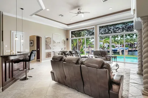 2761 NE 48th Court Lighthouse Point FL 33064